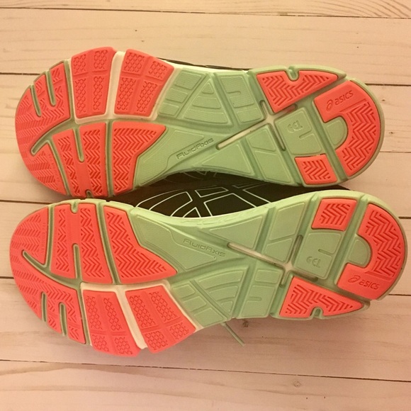 ASICS - Sneakers (Size 10) NWOT - Picture 5 of 8